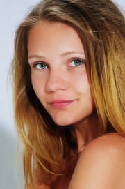 Elina De Leon Elina De Leon